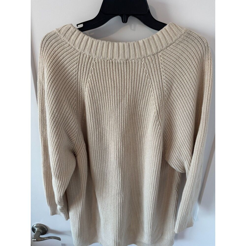 Express Sweater - Picture 4 of 5